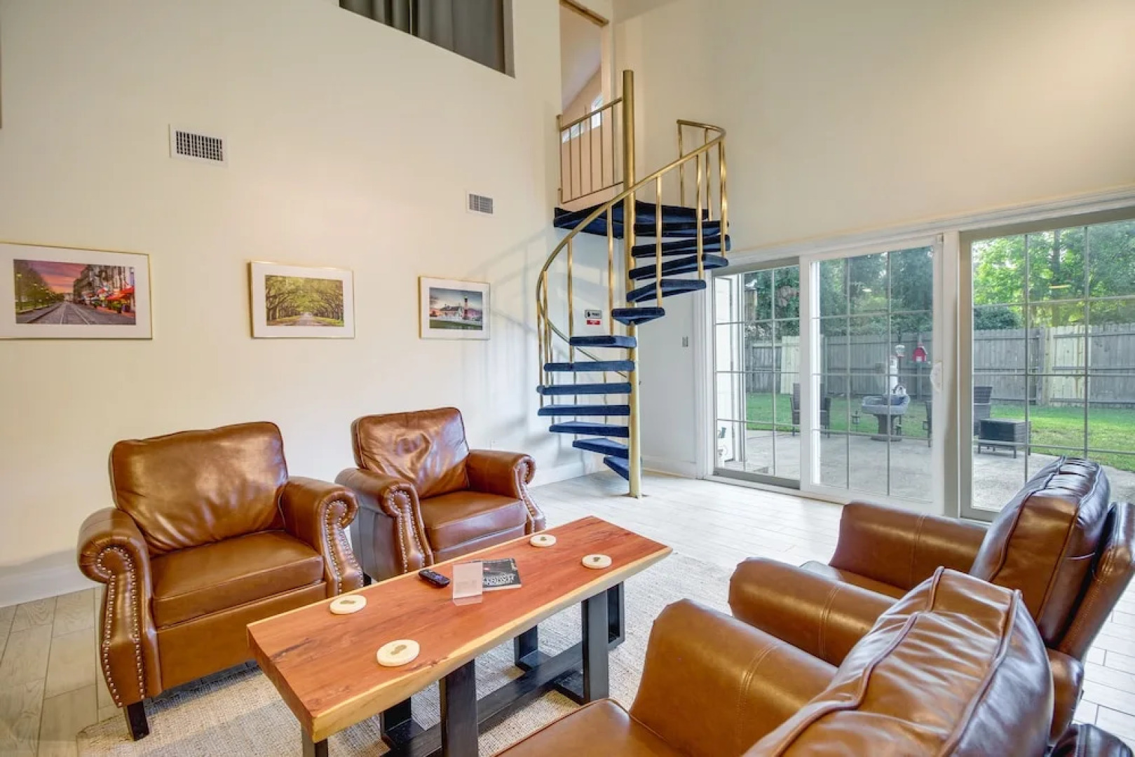 Chic Georgia Abode w/ Lounge Living: Near Beaches!