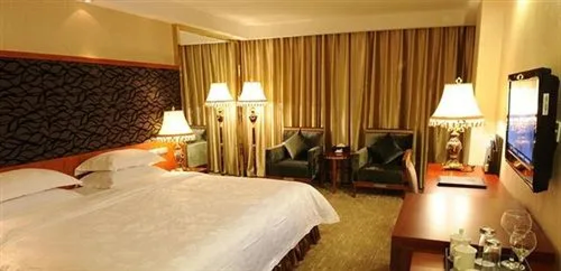 Tibet Minzu Hotel - Lhasa