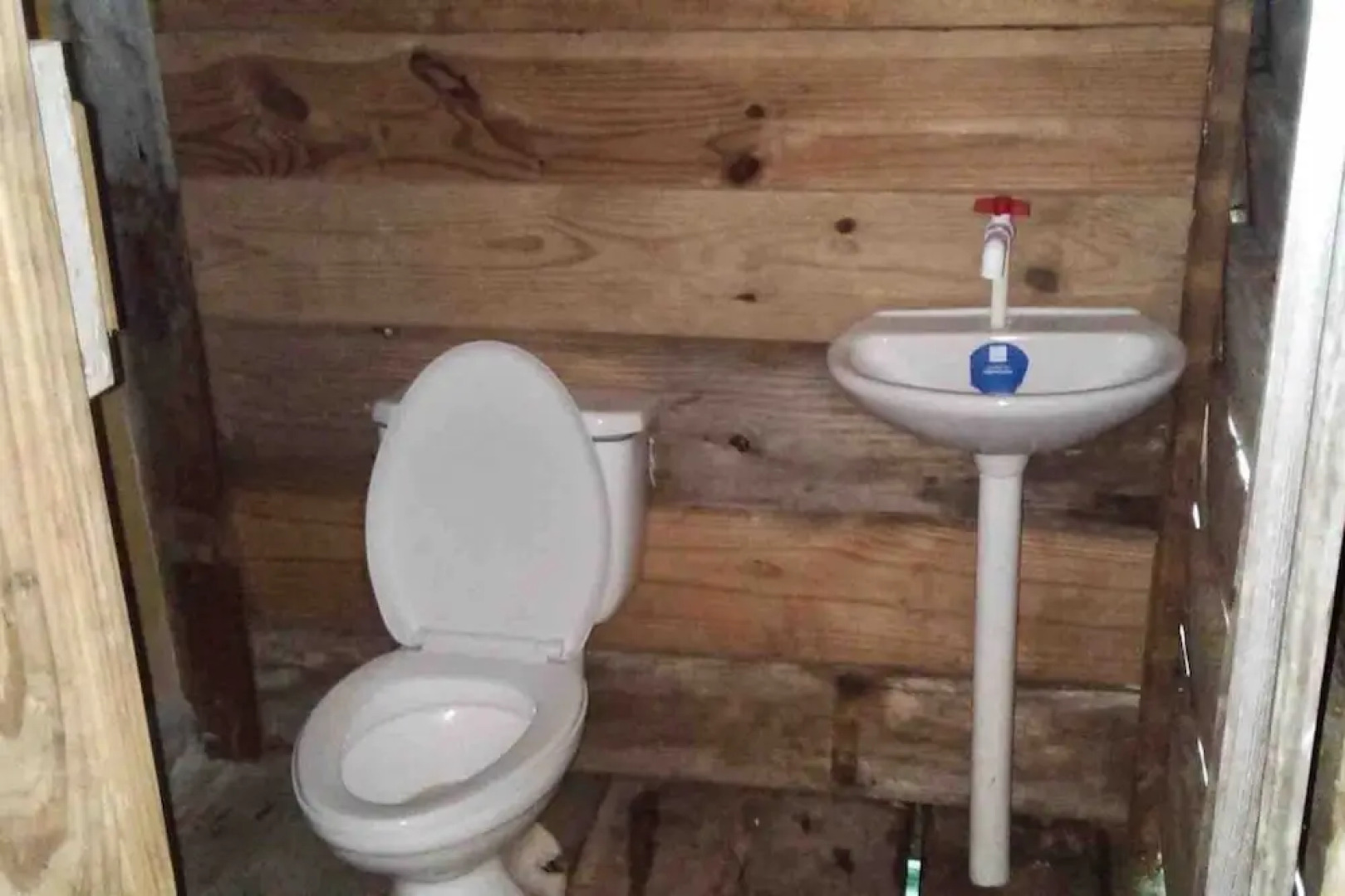 Paradise Over the Water Cabins in San Blas