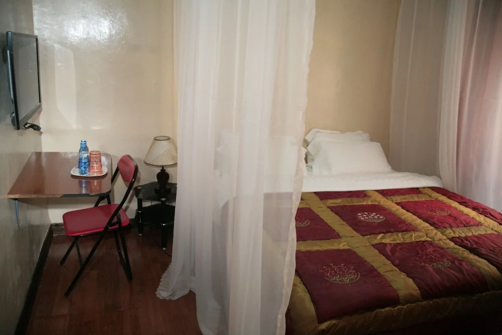 The Headquarters Inn