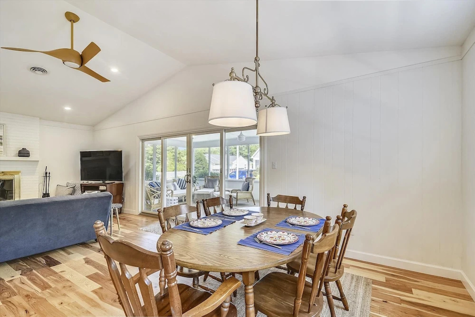 336 Hickman Street by Long & Foster