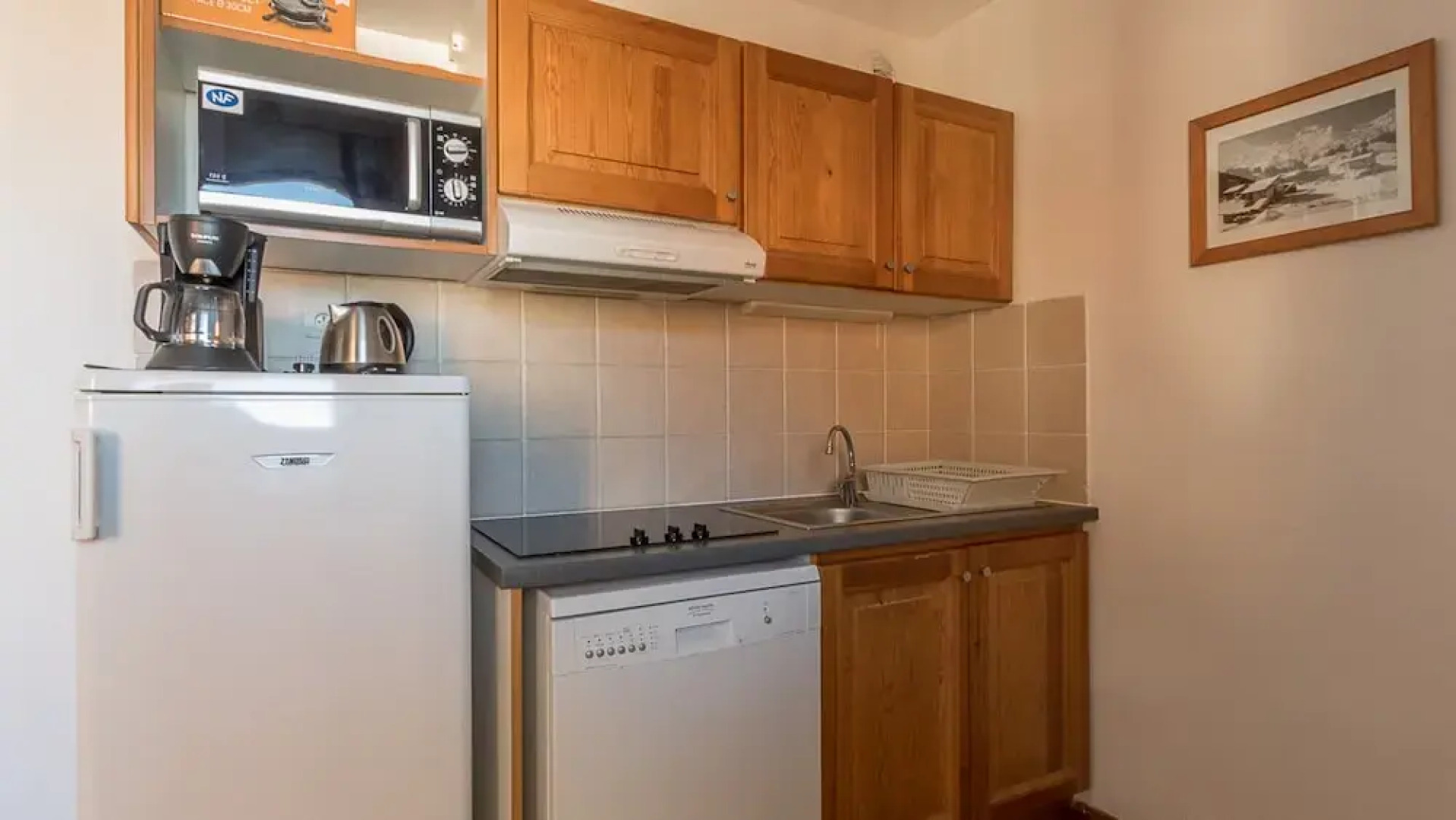 Sunny Mountain Retreat