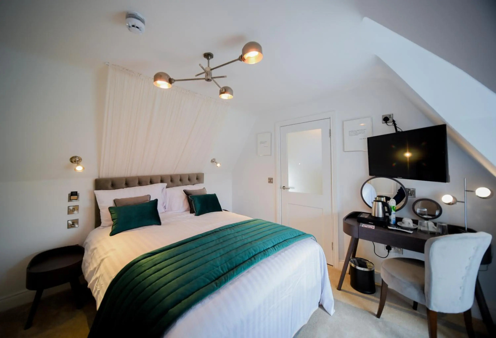 Esplanade Hotel On The Seafront