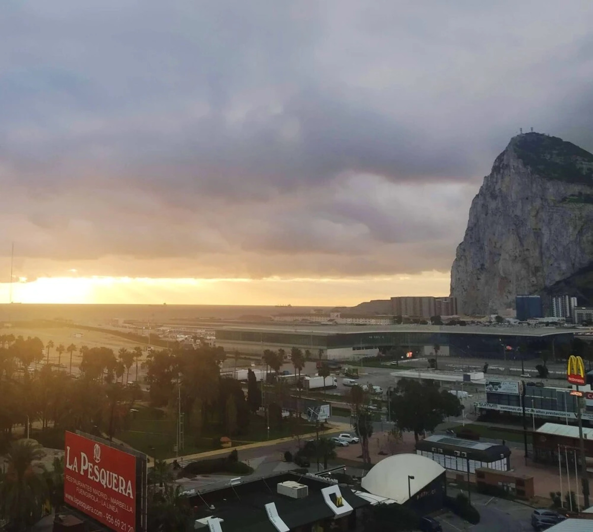 Apartment With 3 Bedrooms in La Línea de la Concepción, With Wonderful sea View, Furnished Balcony and Wifi Near the Beach