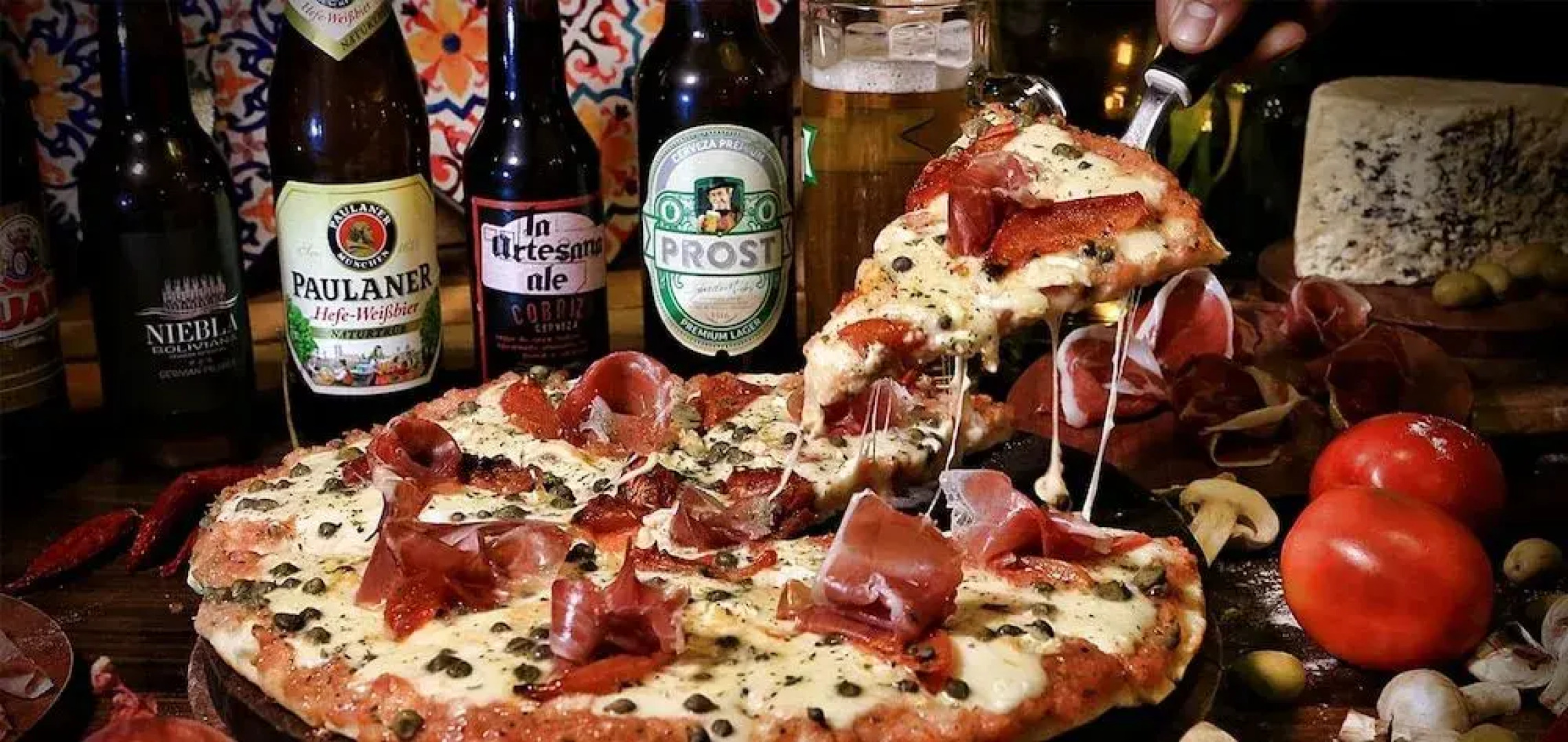 Macondo de Pizza Pazza Hotel RestoBar