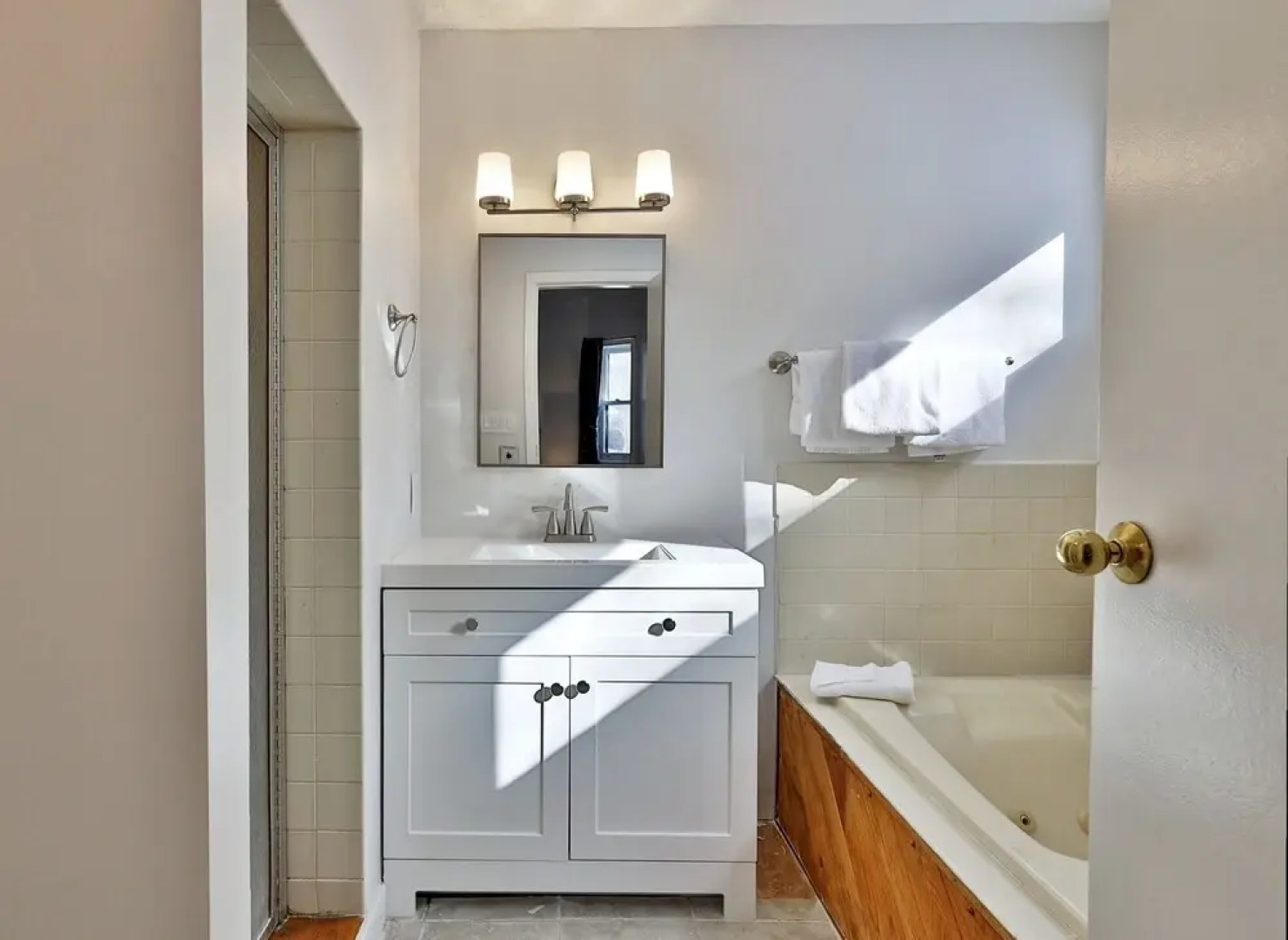 Skiers! Fox Hollow 2br/2ba Condo. Across From Pico, Minutes To Killington 2 Bedroom Condo