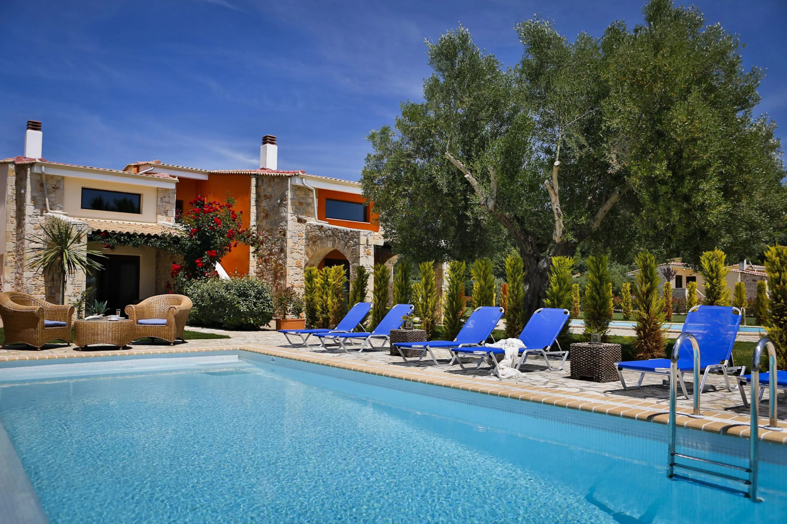 Nefeli Villas and Suites