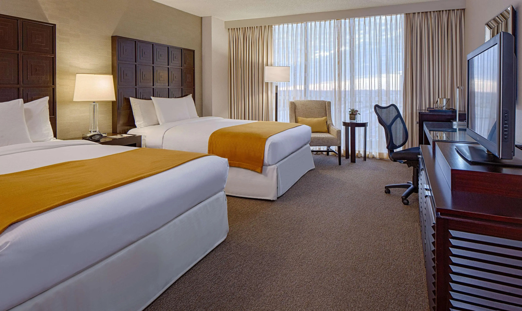 DoubleTree by Hilton Hotel Houston - Greenway Plaza