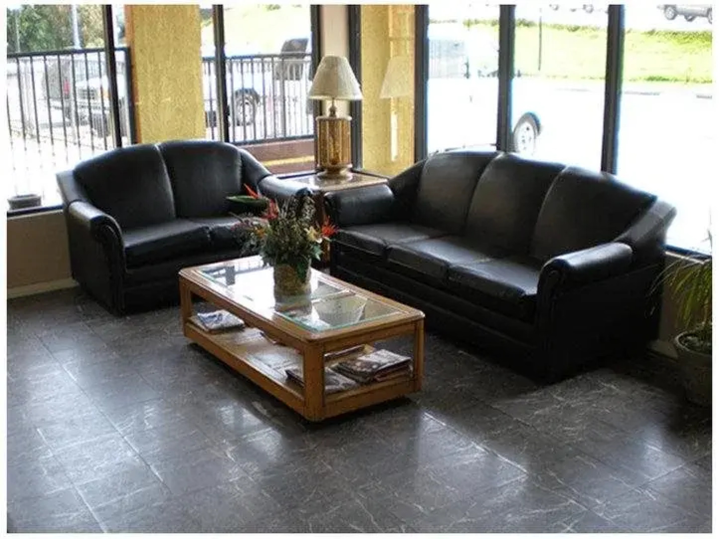 Heritage Inn & Suites