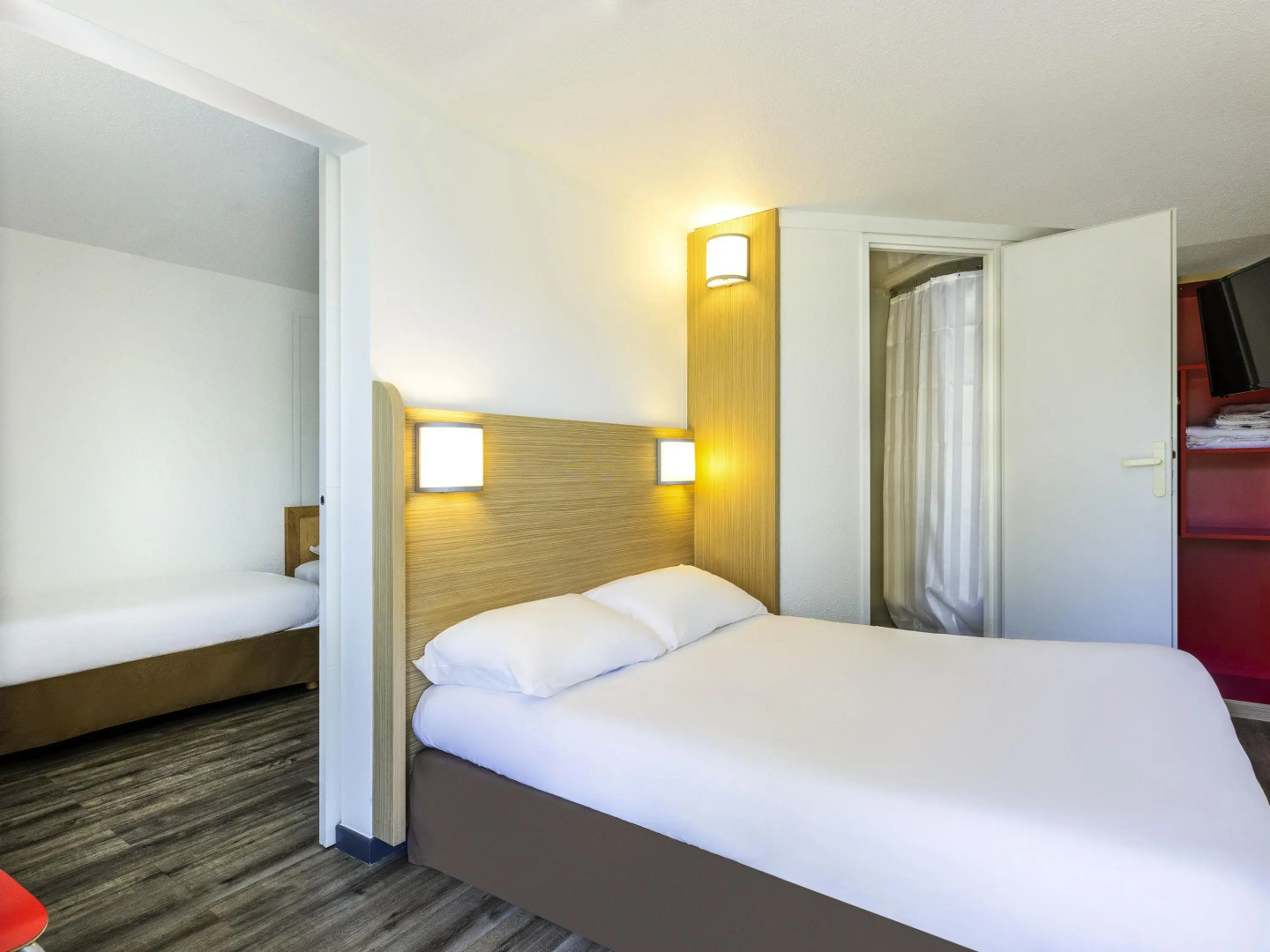 Greet Hotel Angouleme