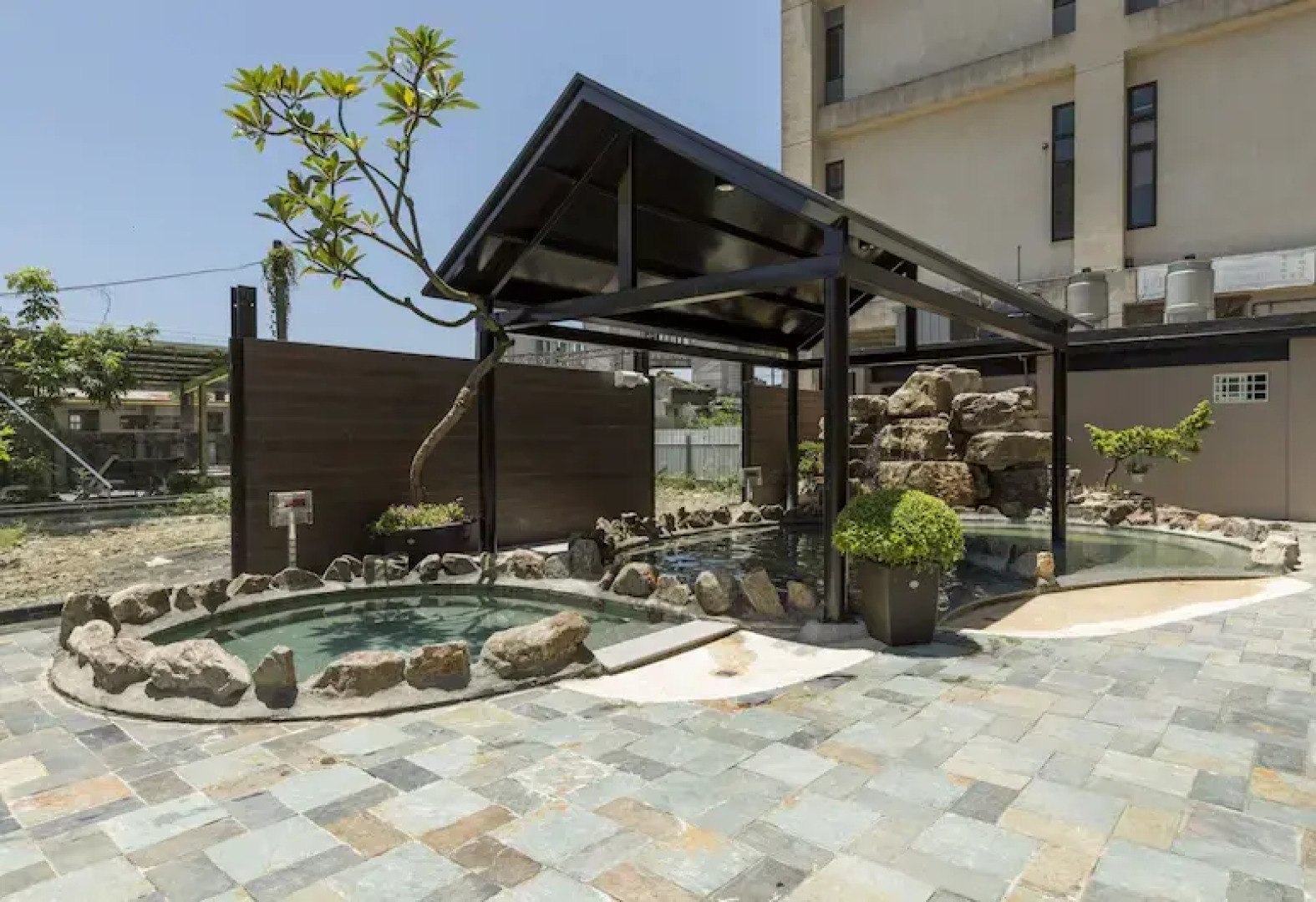 Chungtang Spring Flagship Hotel