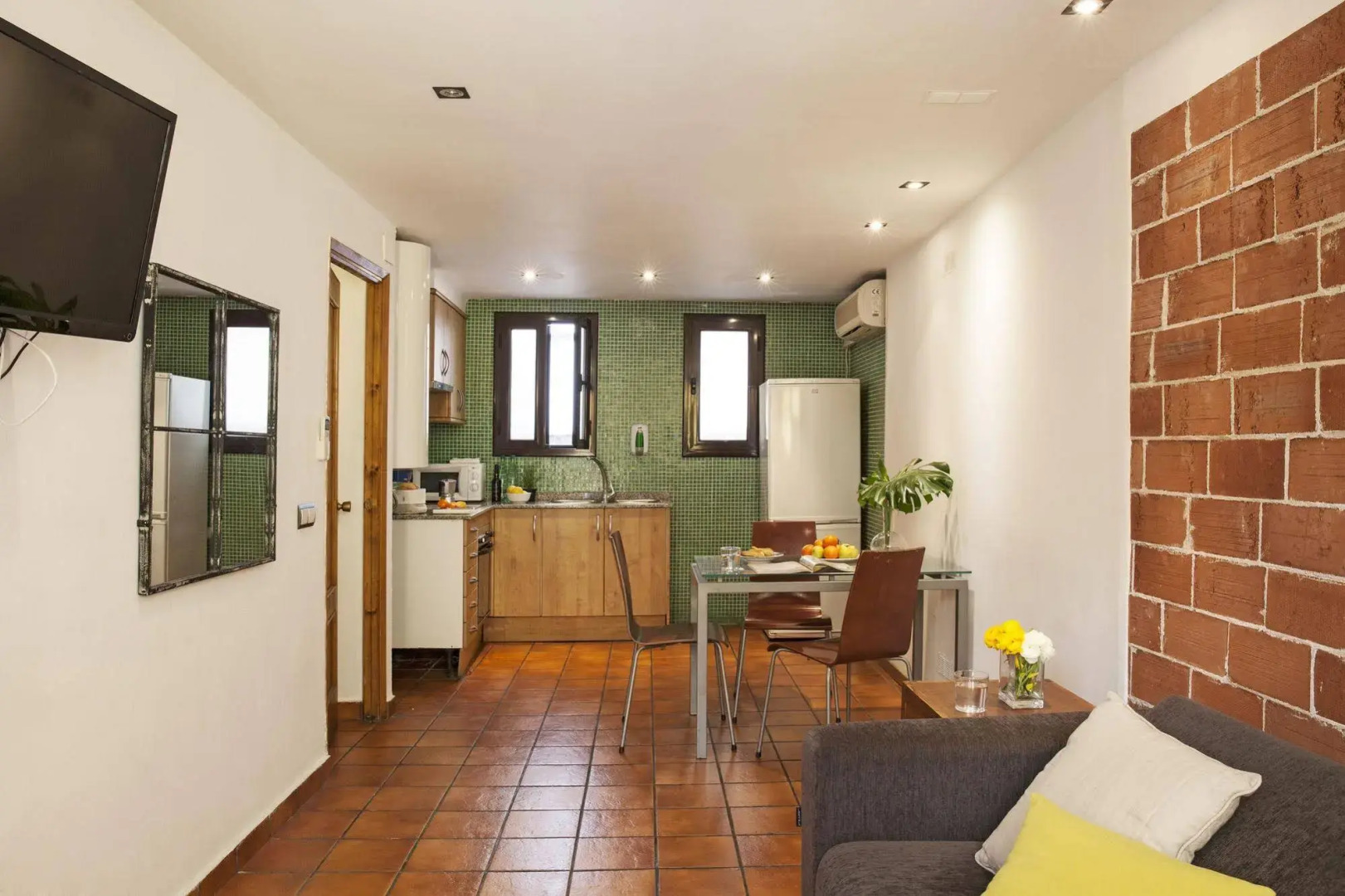 AinB Las Ramblas-Guardia Apartments