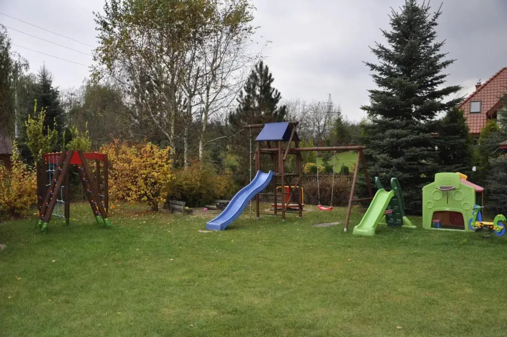 Willa Irys z basenem