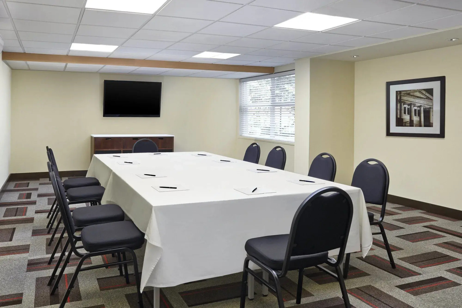 Four Points by Sheraton Surrey