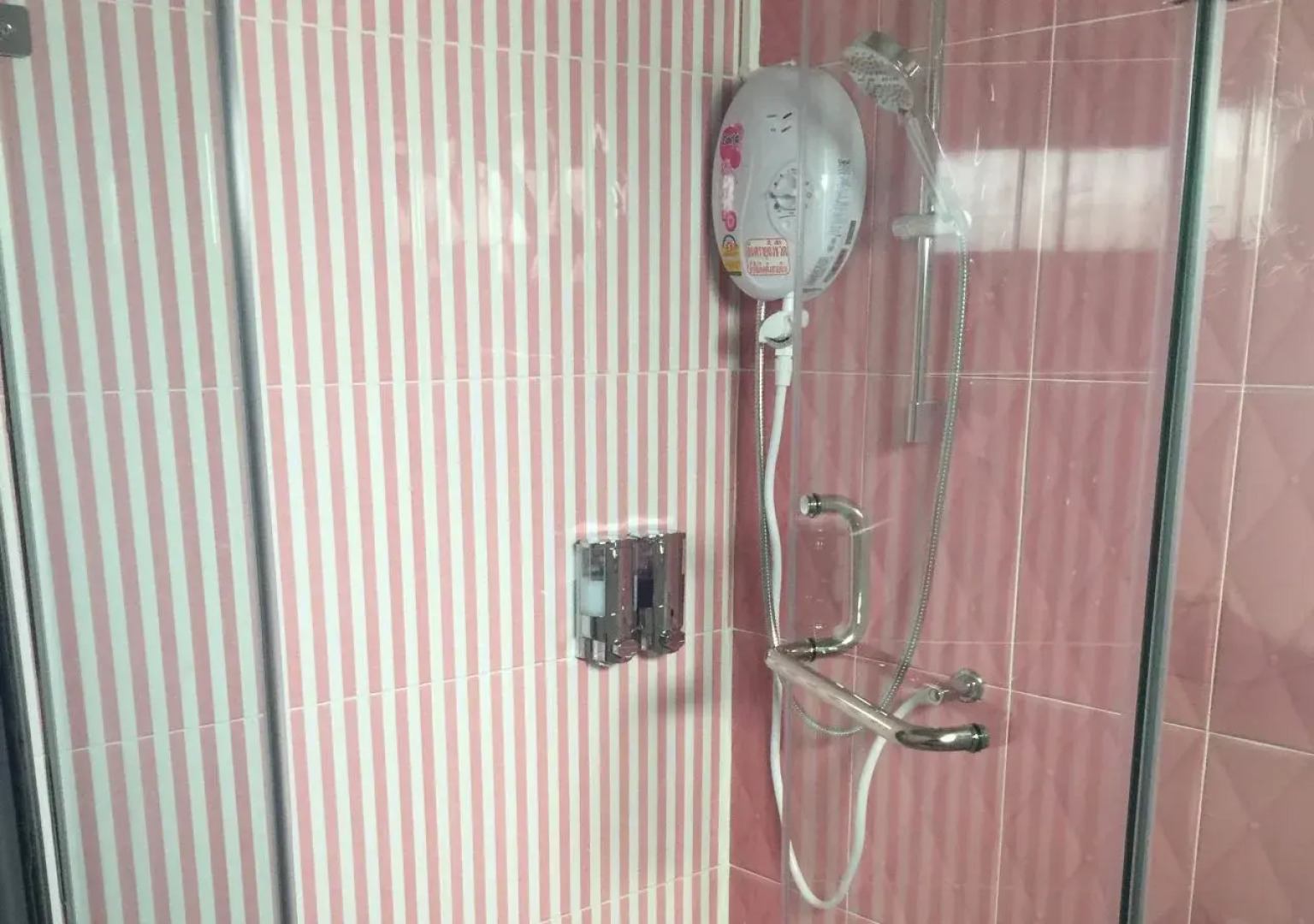 One Beat Vintage & Bistro