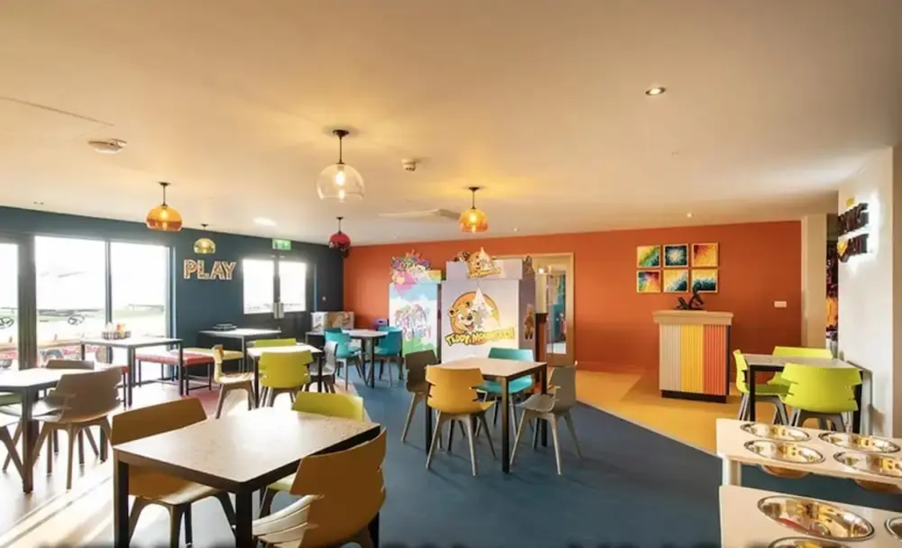 Beautiful Cosy 2-bed Caravan in Clacton-on-sea