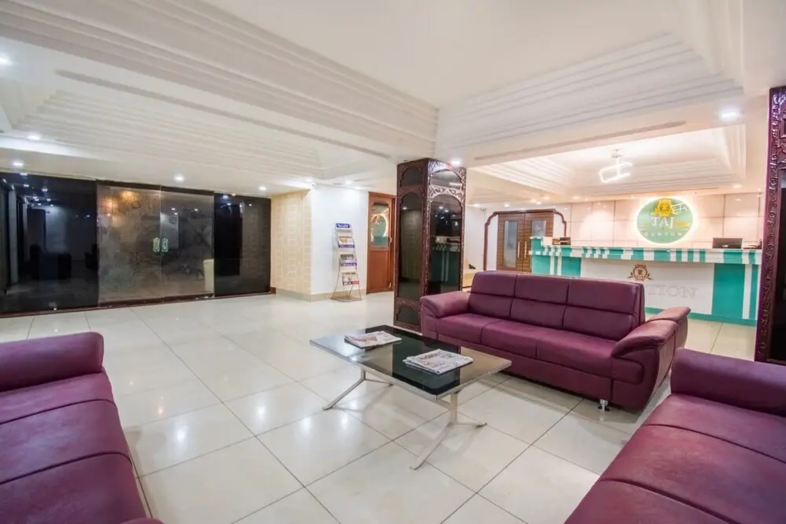 K & M International Business Hotel