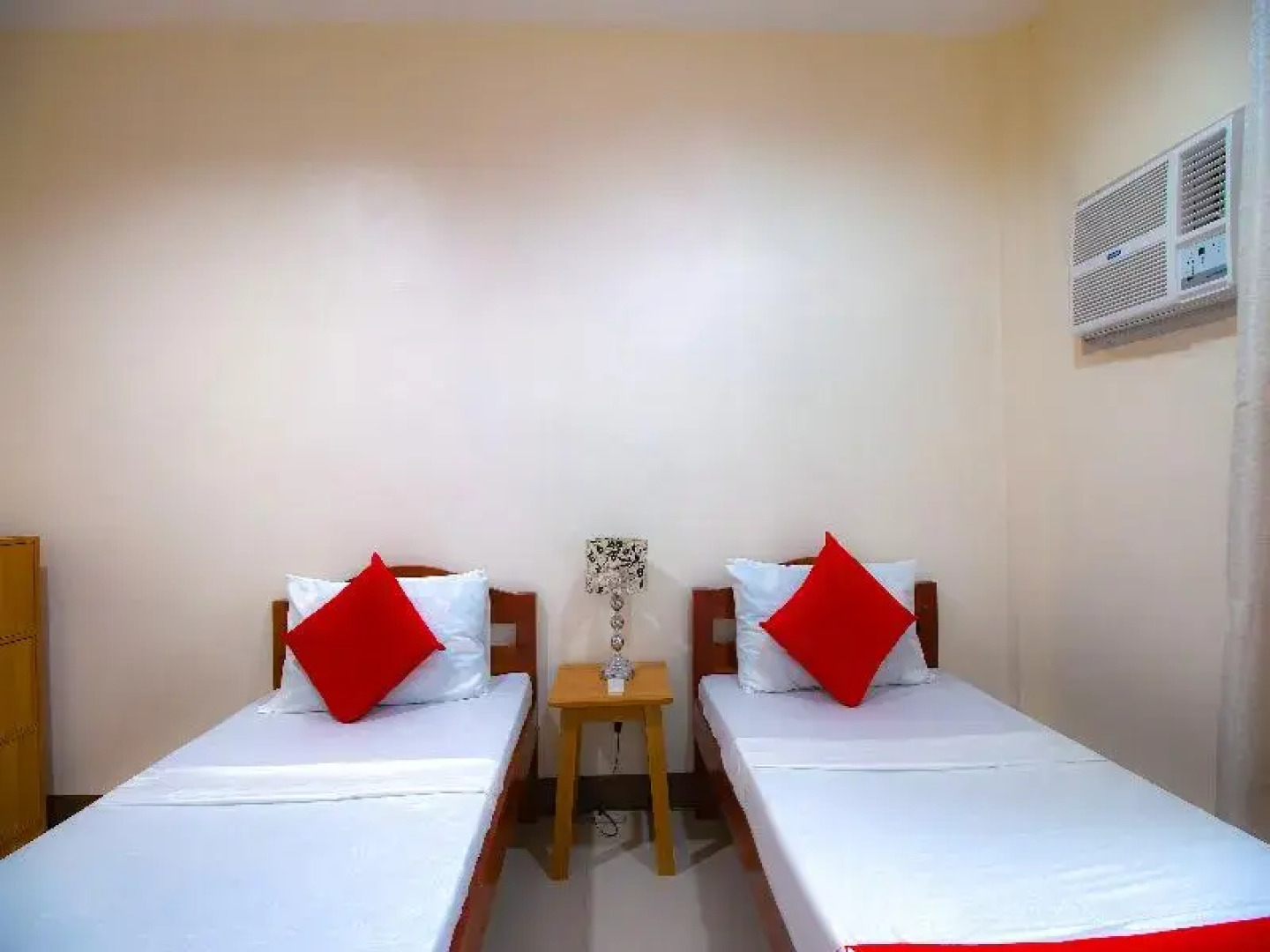 OYO 781 Junie Pension House