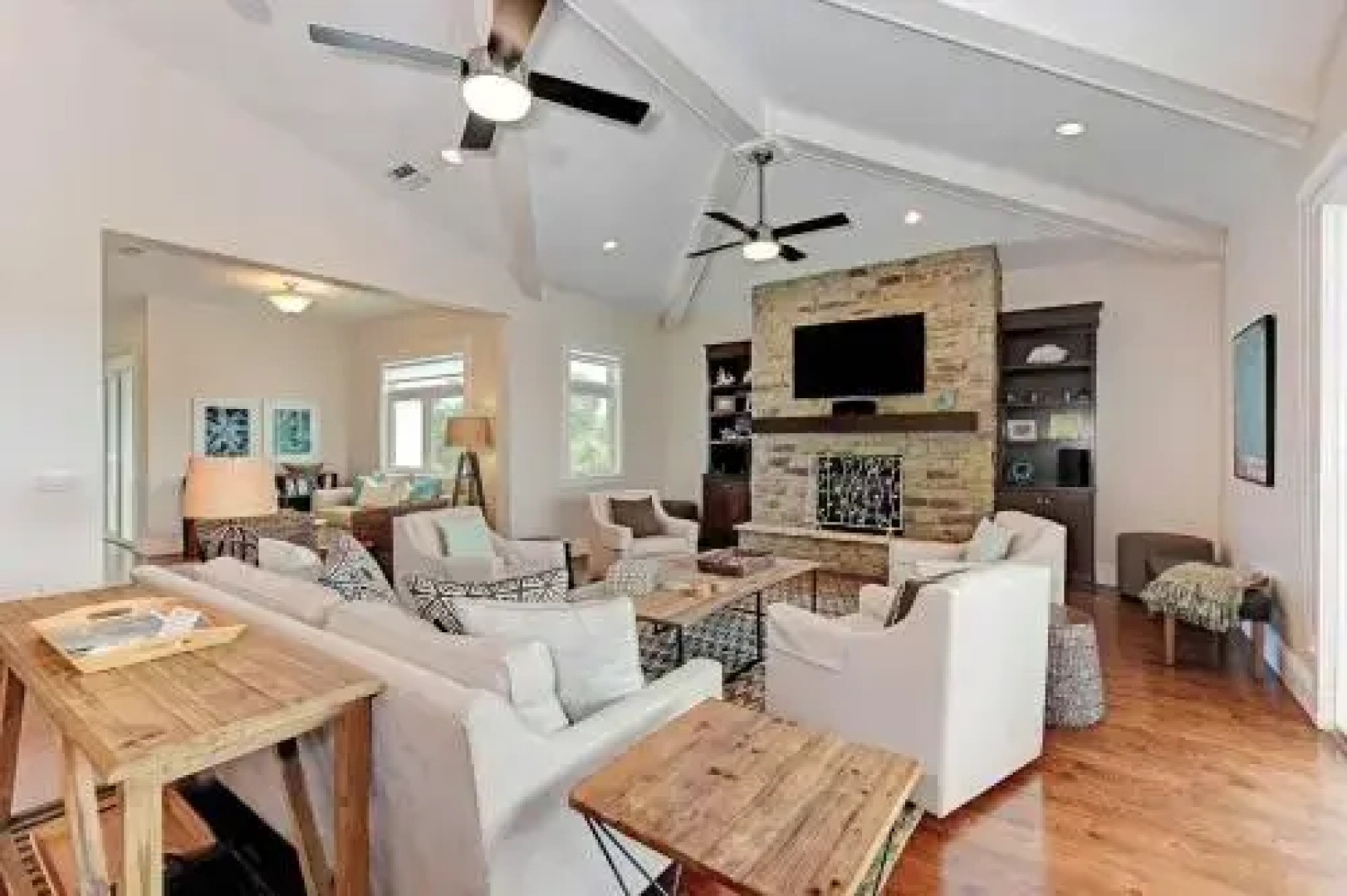 Casa Bonita 230 Oak Avenue