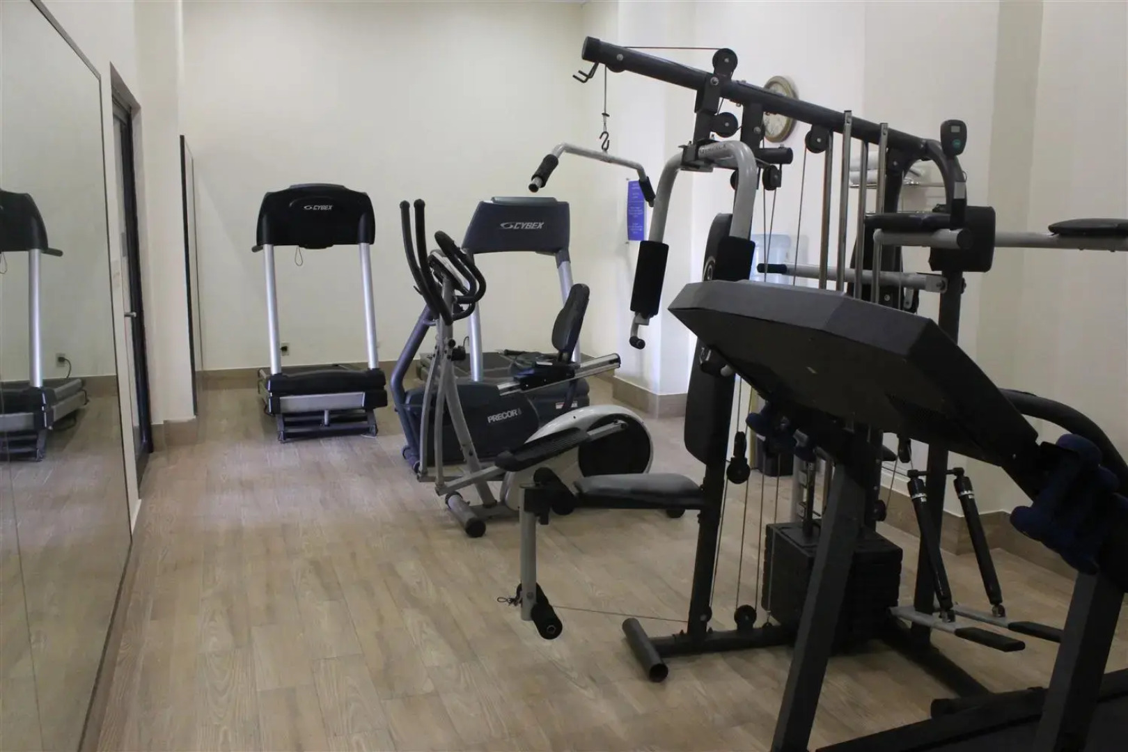 Hafersons Inn Hotel & Suites