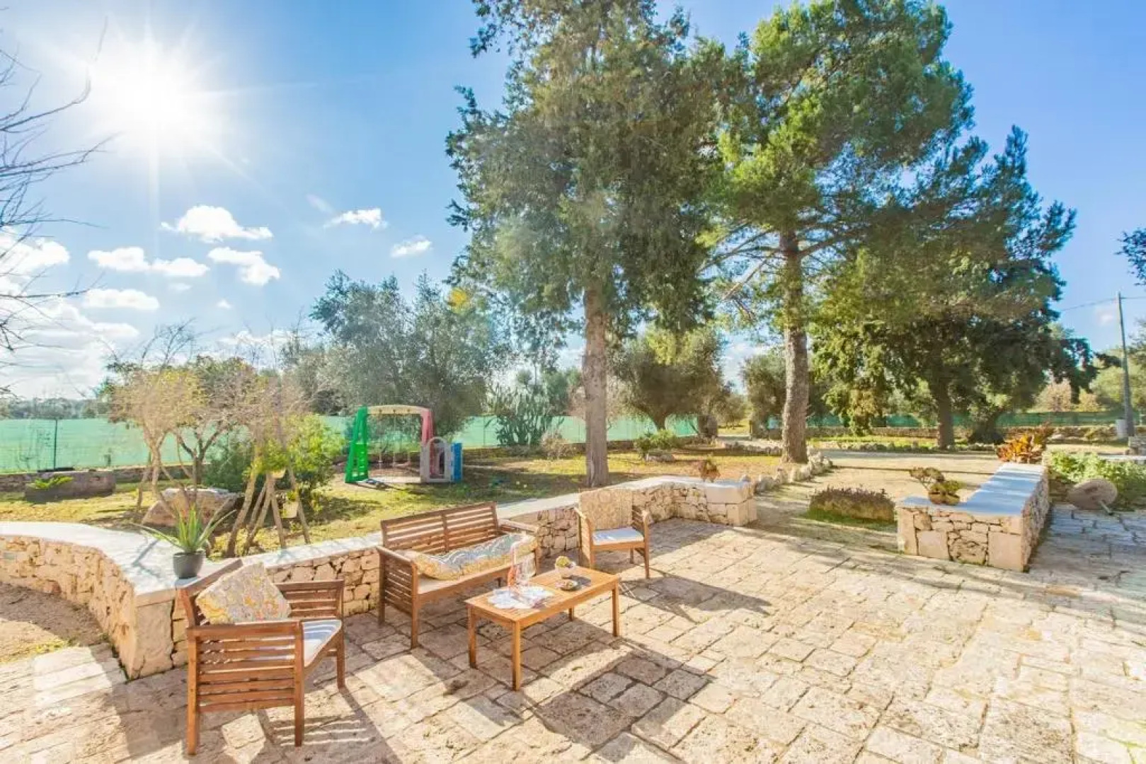 Trullo con piscina baby