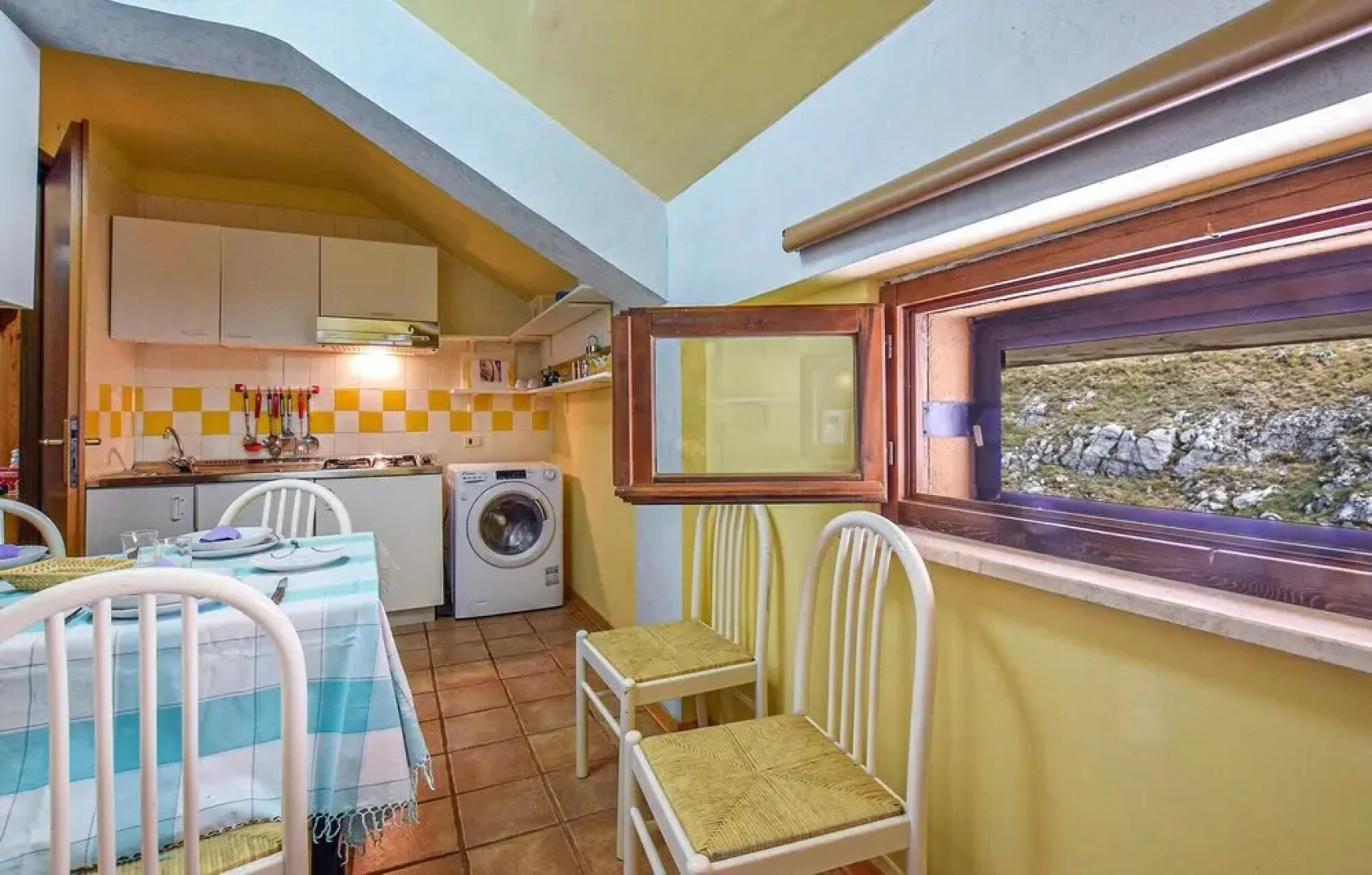 Beautiful Apartment in San Massimo With 2 Bedrooms and Wifi