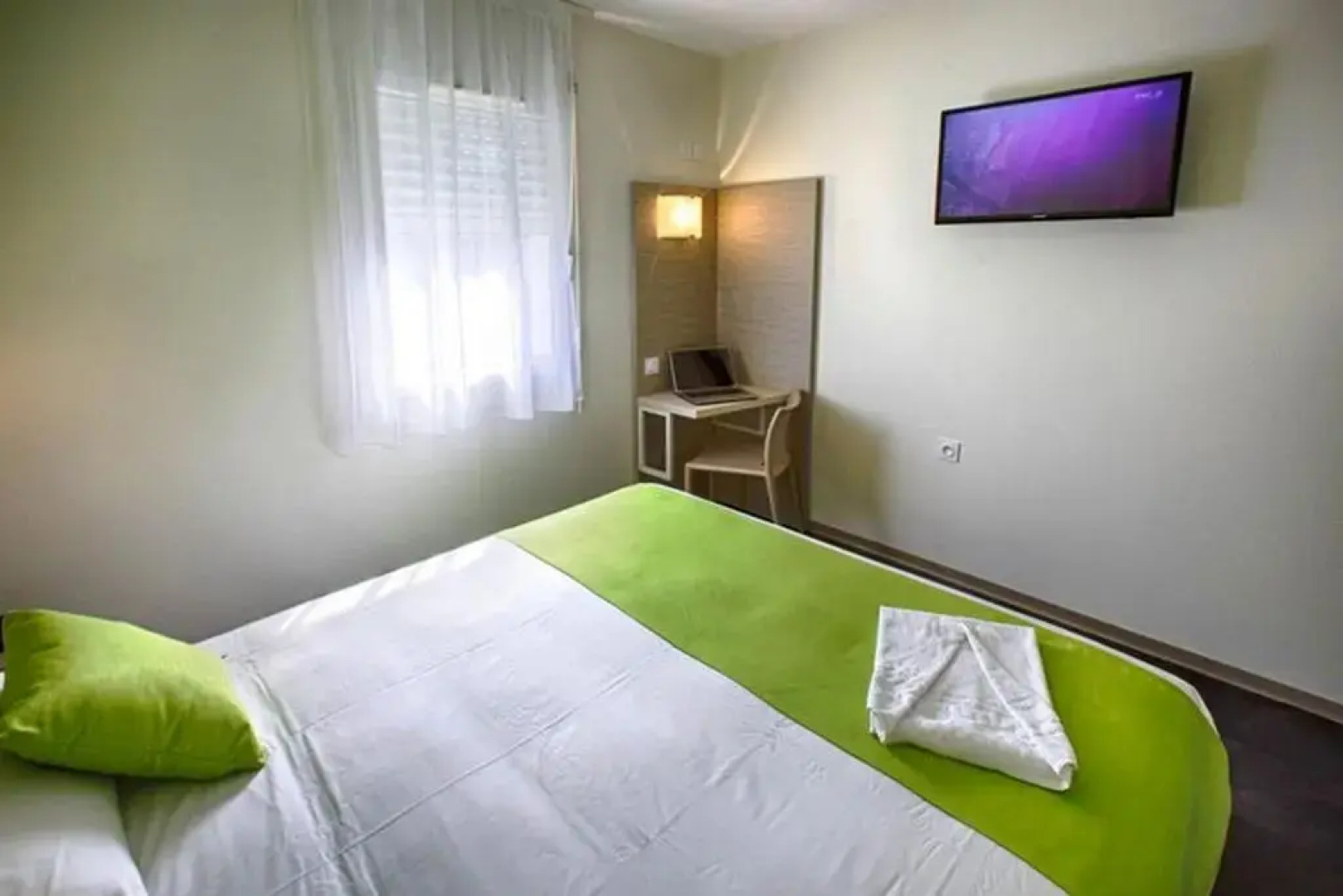 Hôtel Formules Club 2