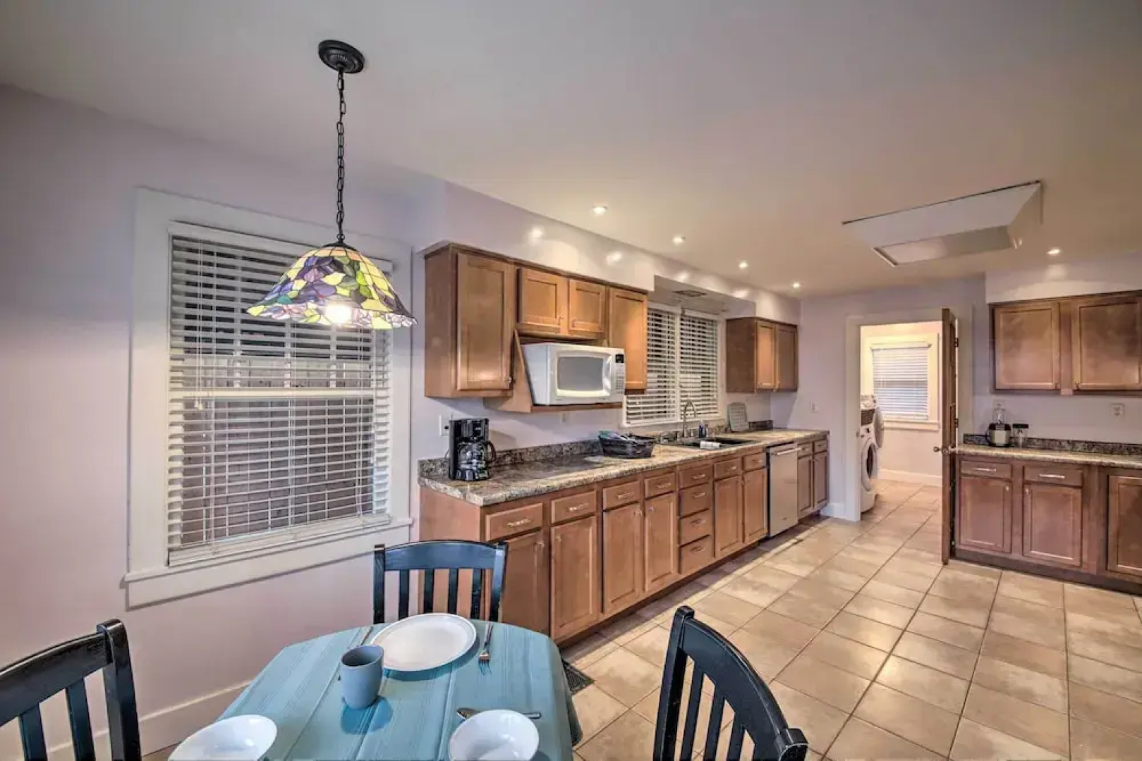 Historic Noblesville Home: Walk to Downtown Shops!