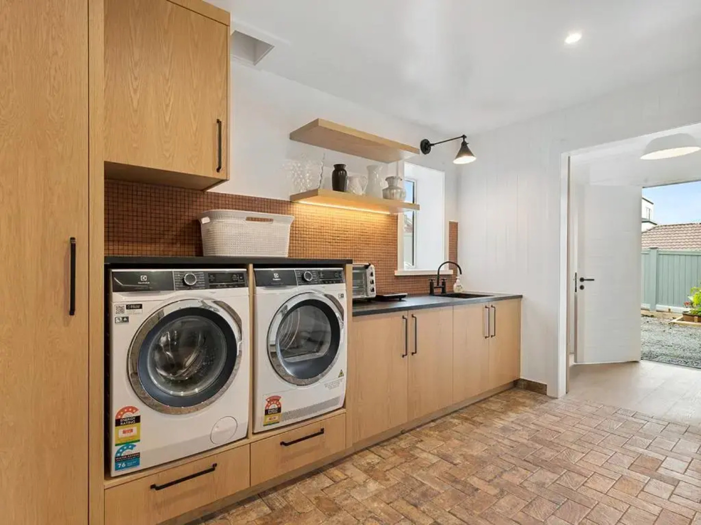 Maimoana - Hatfields Beach Cliff-Top Retreat