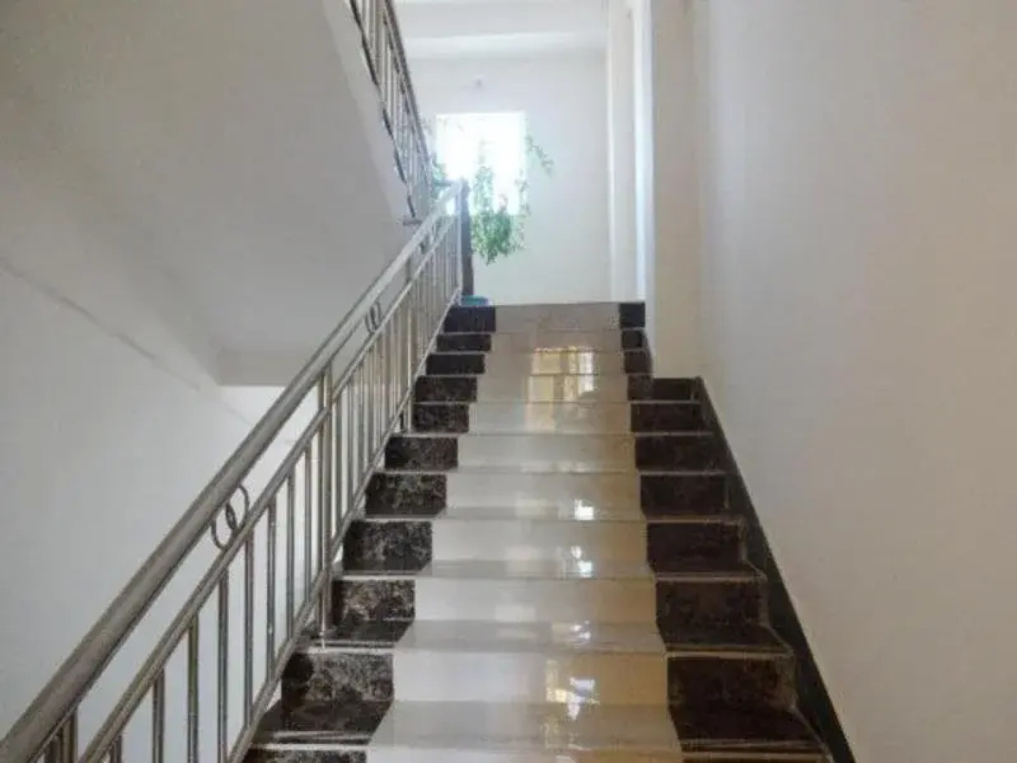 7Days Inn Xingyi Pingdong Avenue