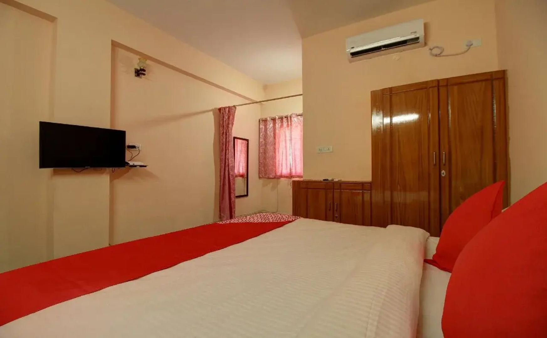 Annapoorna Residency By OYO Rooms