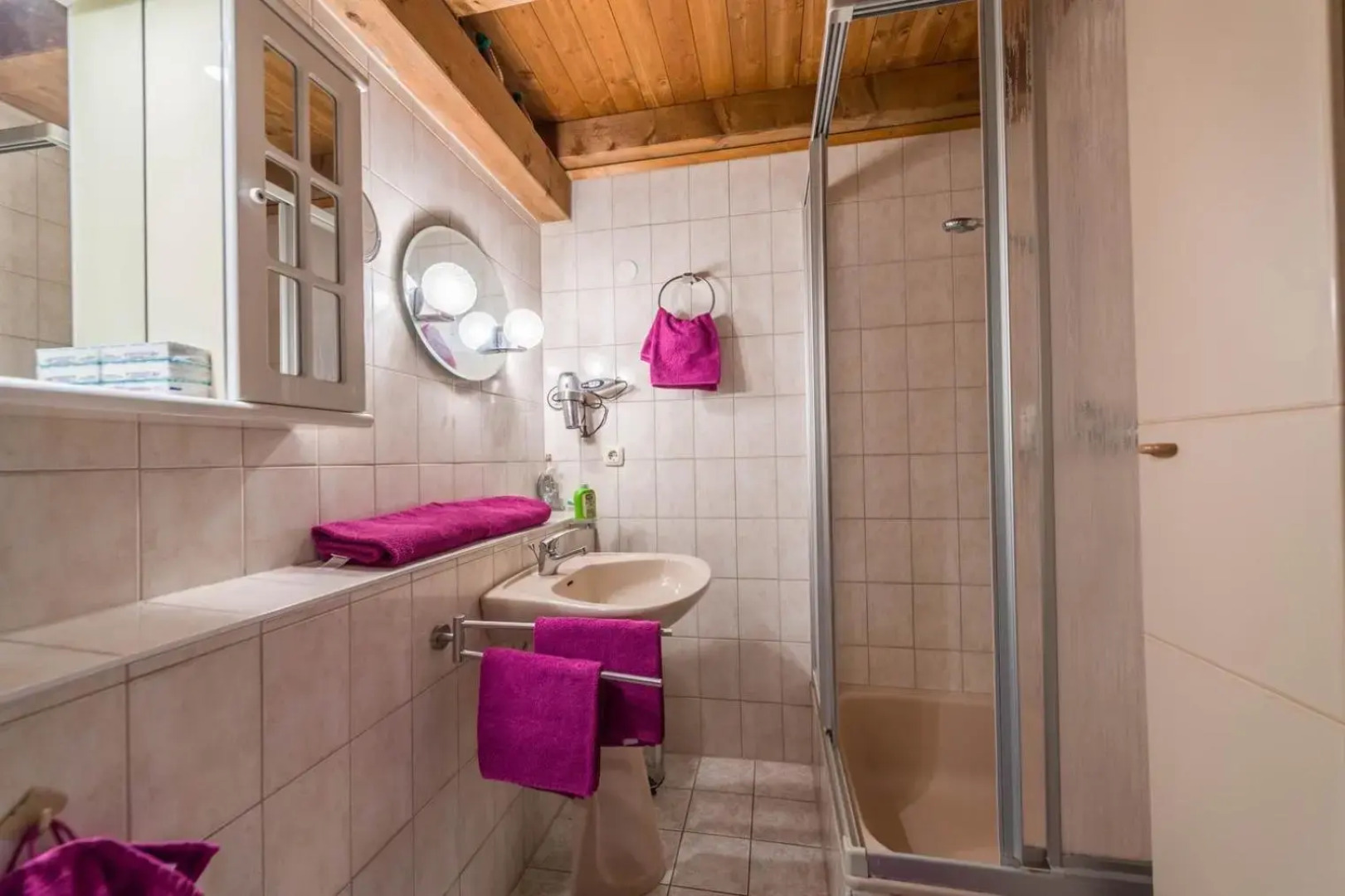 Direkt zwischen Chiemsee u Alpen Dg