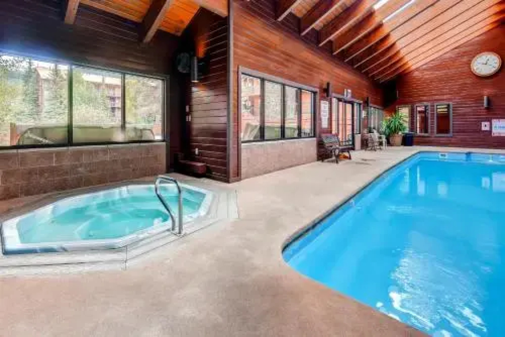 Four-Bedroom Family Friendly House with Chef's Kitchen