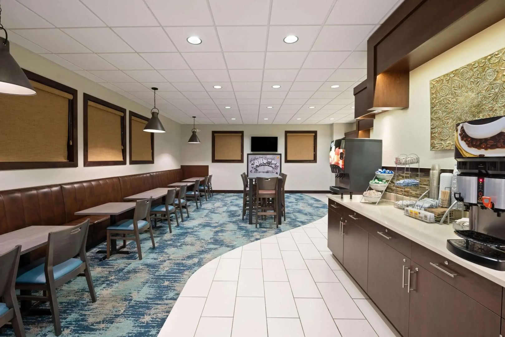 Super 8 by Wyndham Conrad