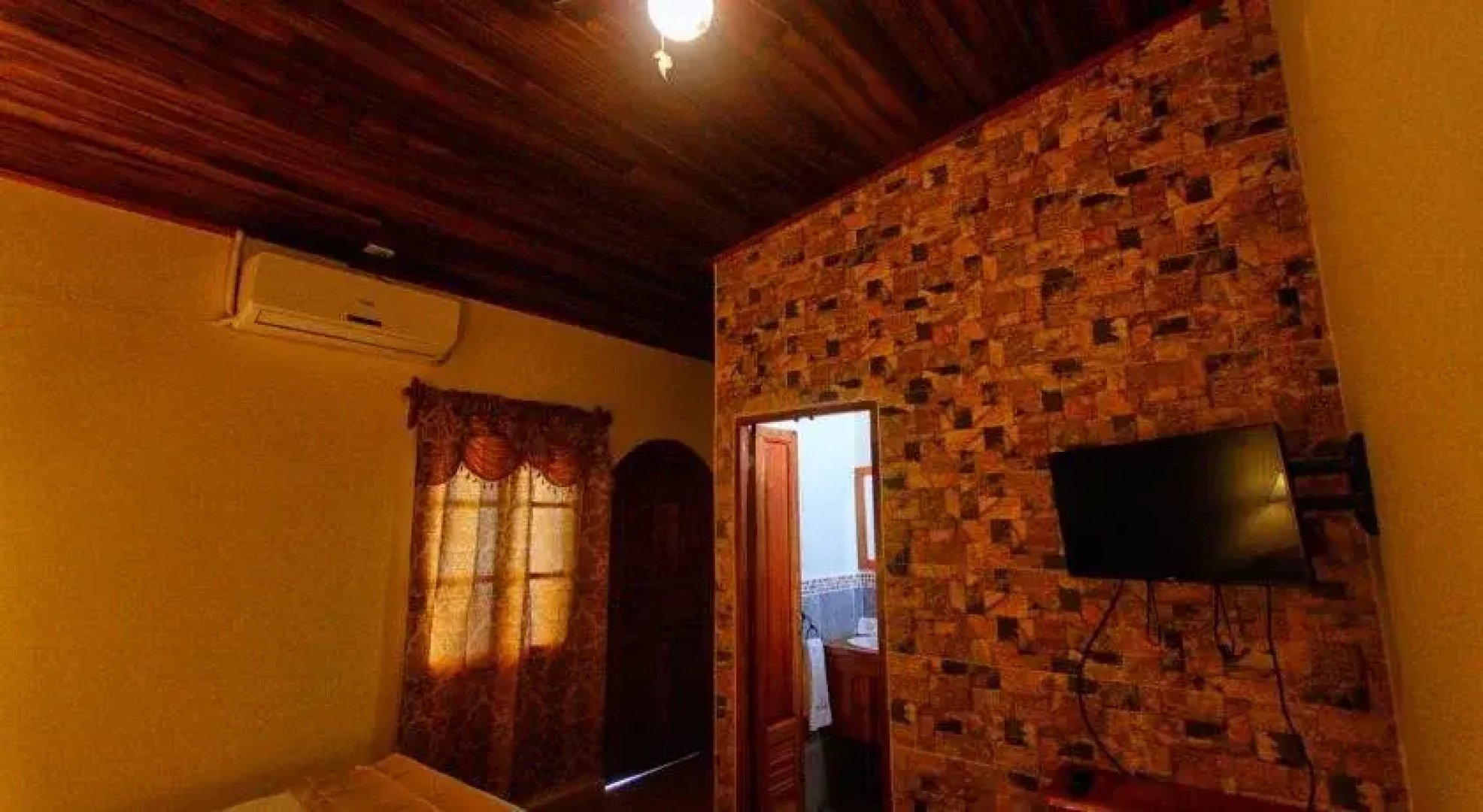 Hotel Mirna