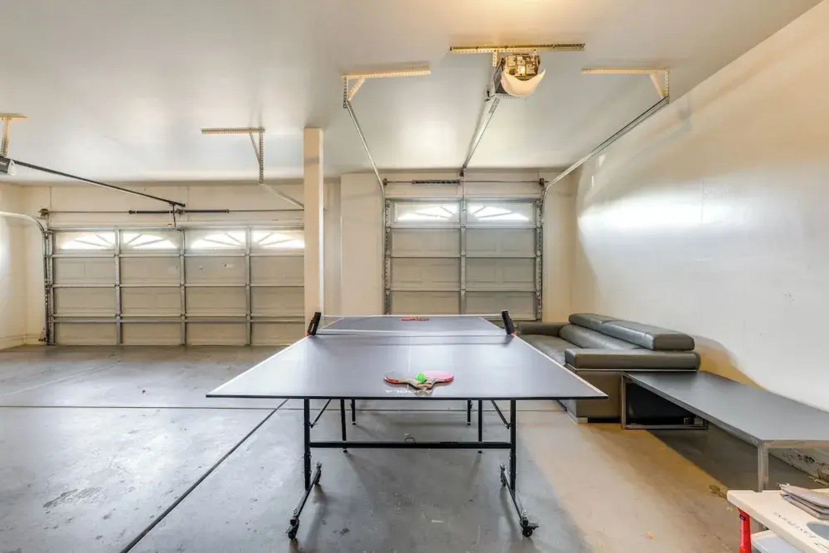 Heated Pool & Fire Pit: Family Home in Chandler