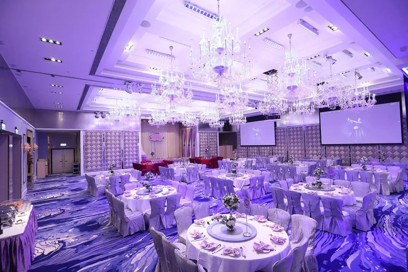 Dorsett Tsuen Wan, Hong Kong