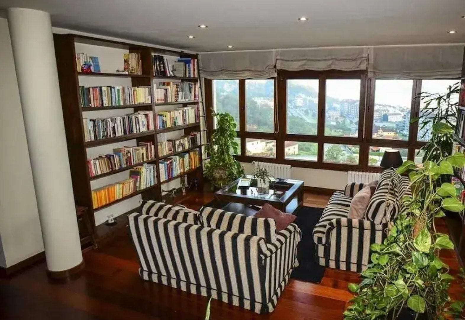 Hotel Reina Adosinda