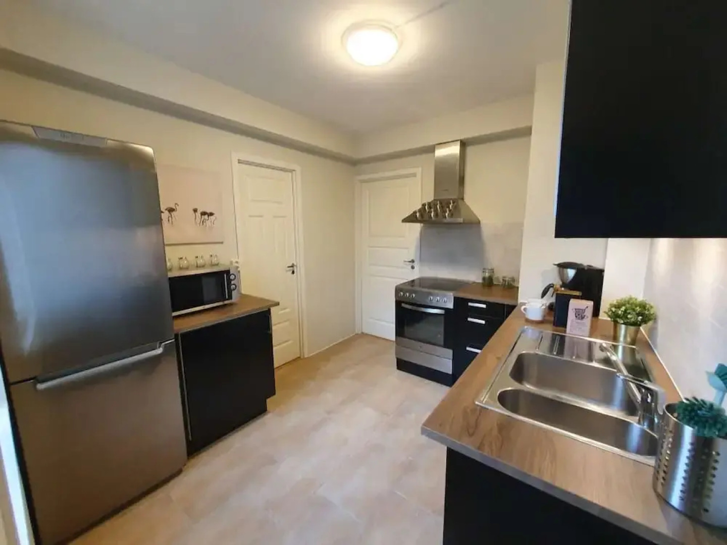 Bright And Central, 2-bedroom, Fully Equipped