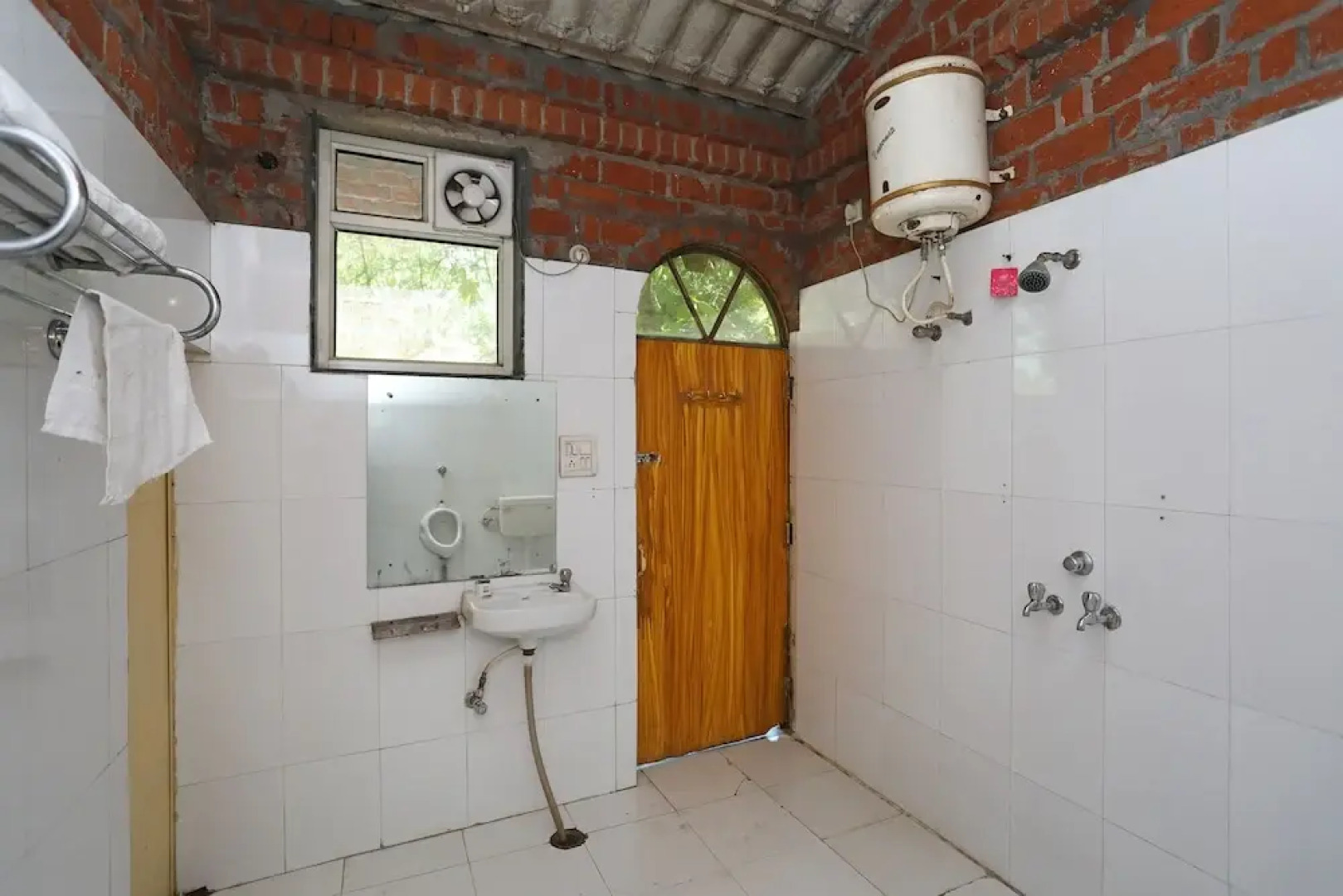 OYO 29068 The Green Petal Resort