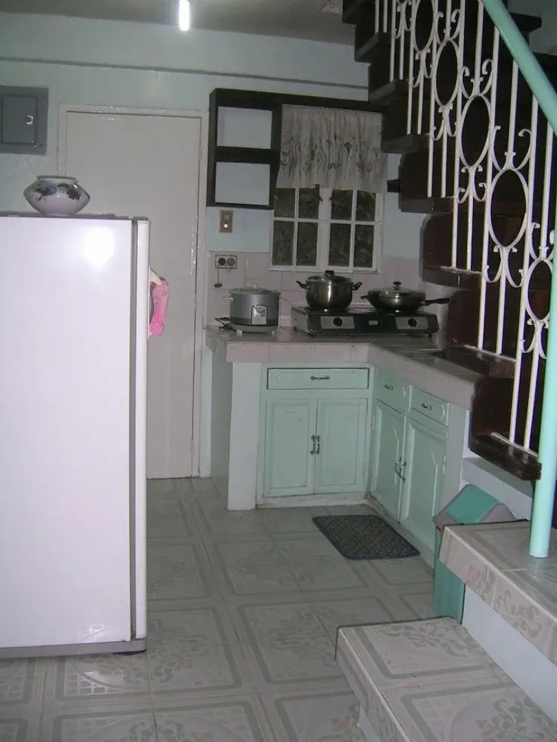 2nd Flr 3BR Unit Jefrell Apartments