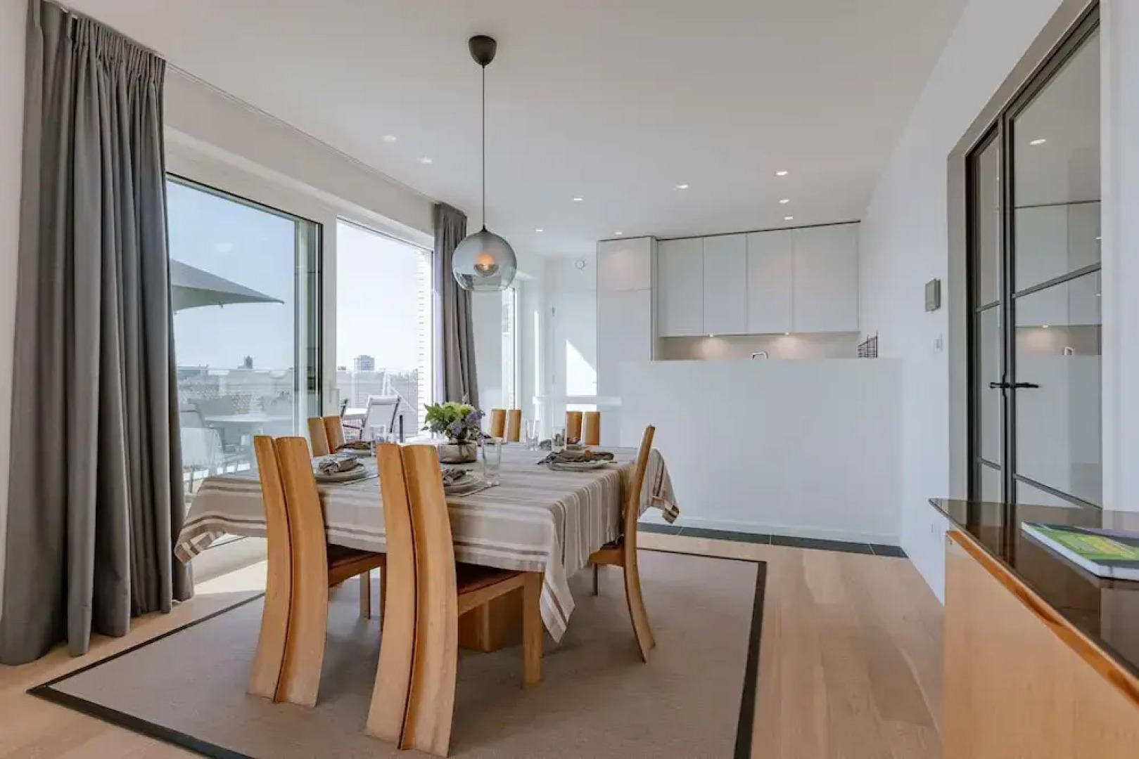 Spacious Apartment in Ghent With big Terrace