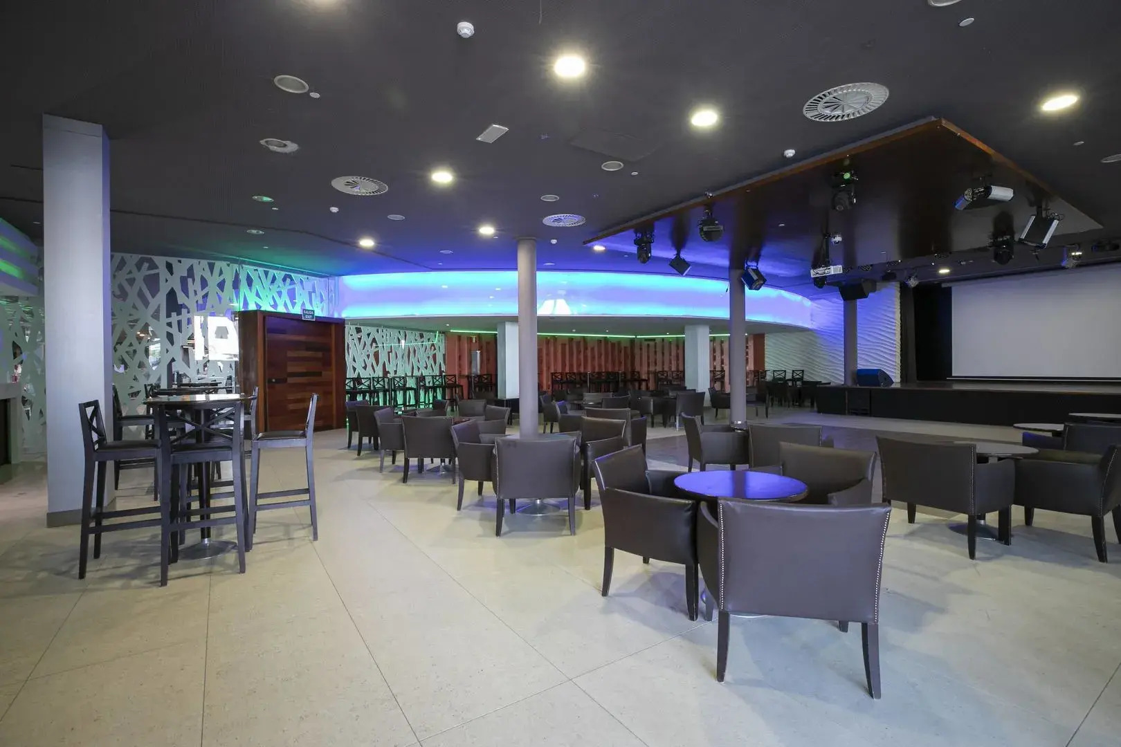 Hotel HD Beach Resort & SPA