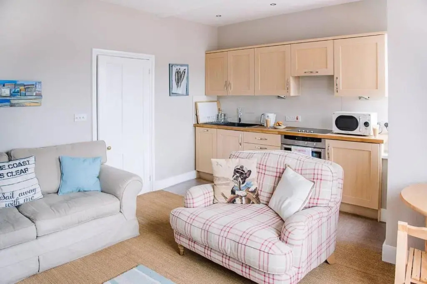 Serendipity, an apartment on the high street!