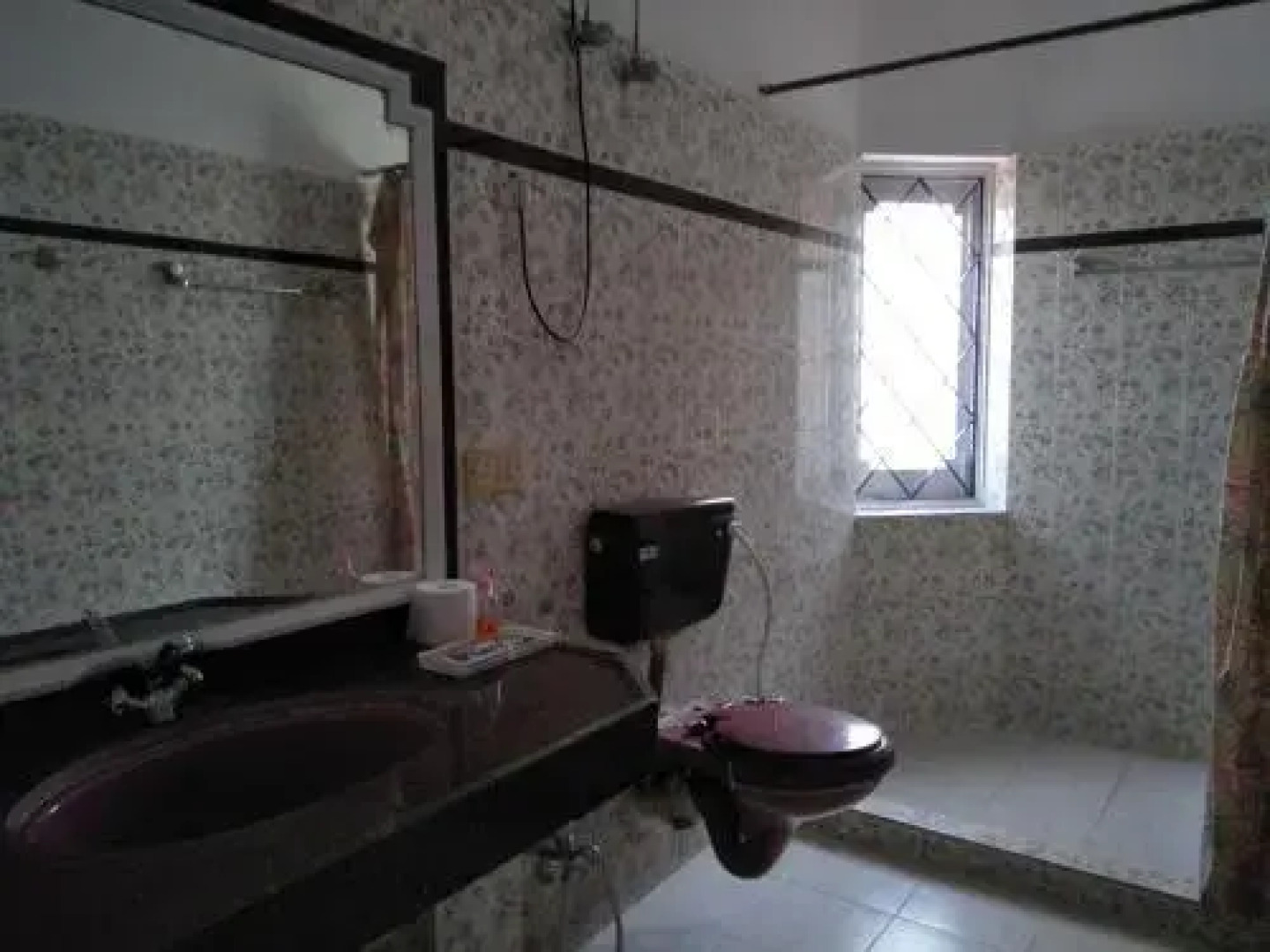 Aayesh Bed & Breakfast