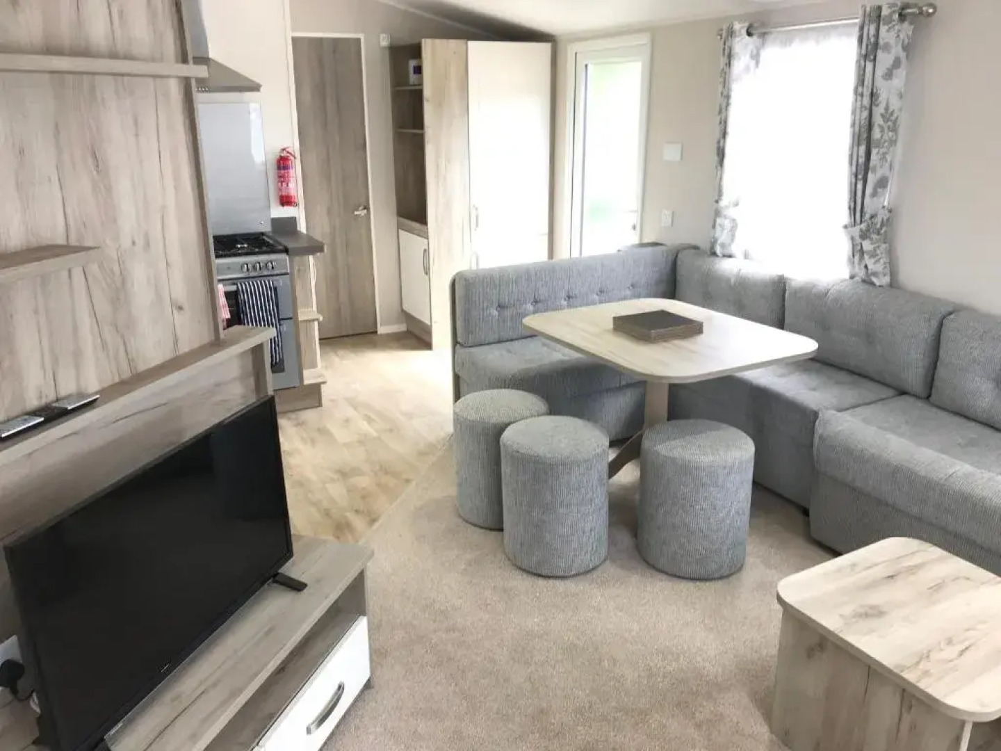 Luxury 3 Bedroom Caravan MC37, Shanklin, Isle of Wight