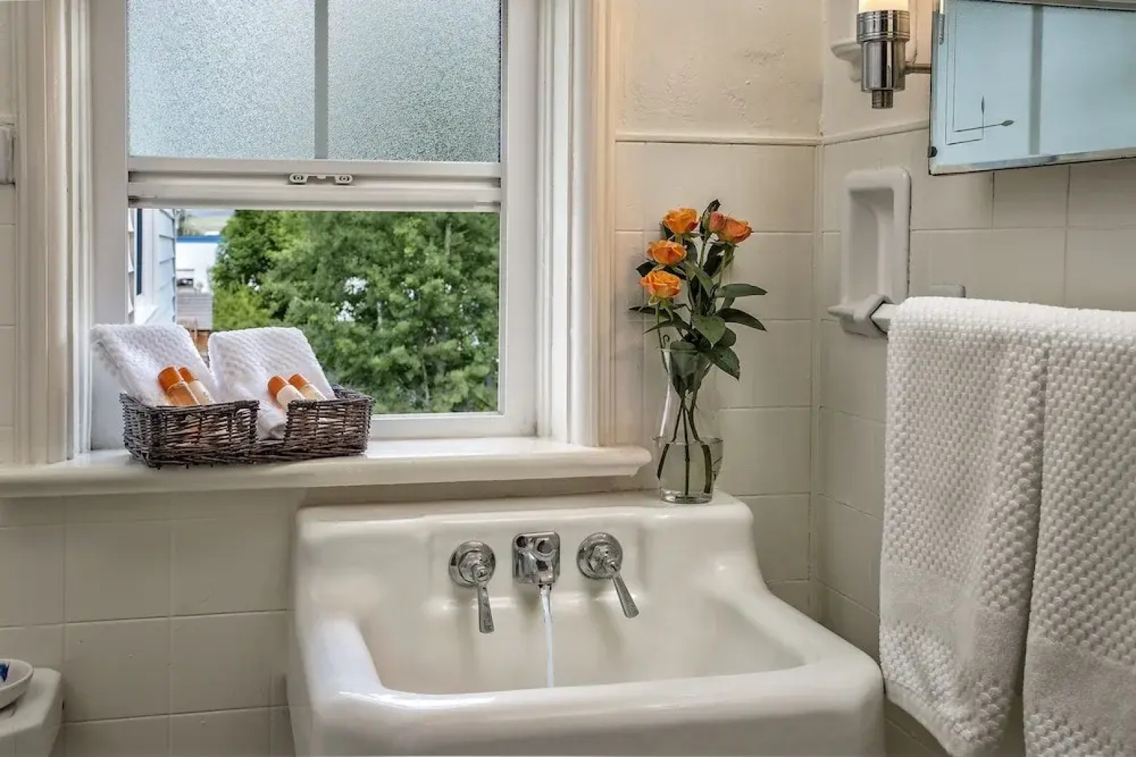 Baker City Blue Door Inn