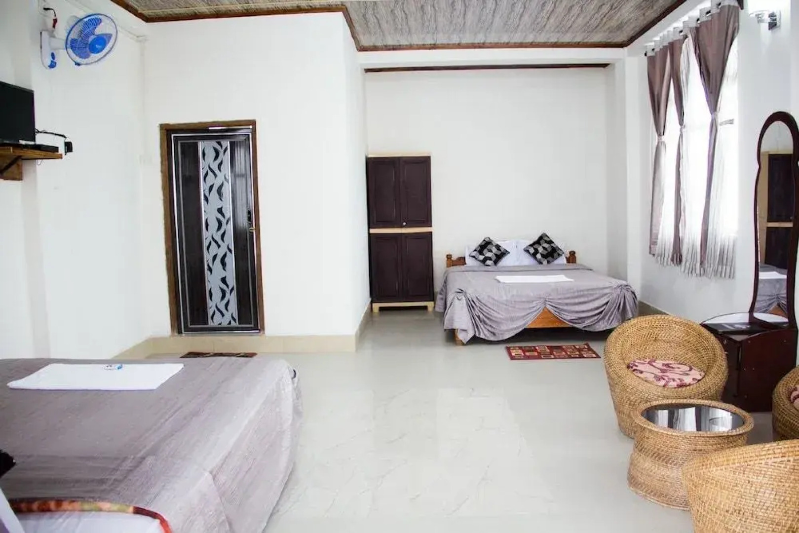 Pumpkin Cordial Lodge