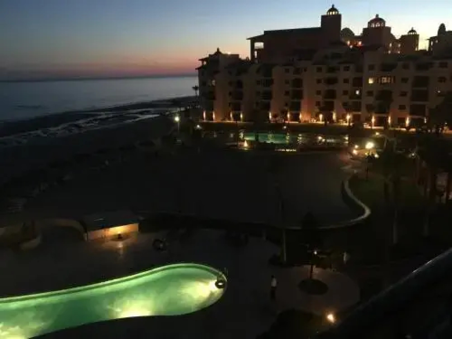 Sea-esta Condo On The Beach