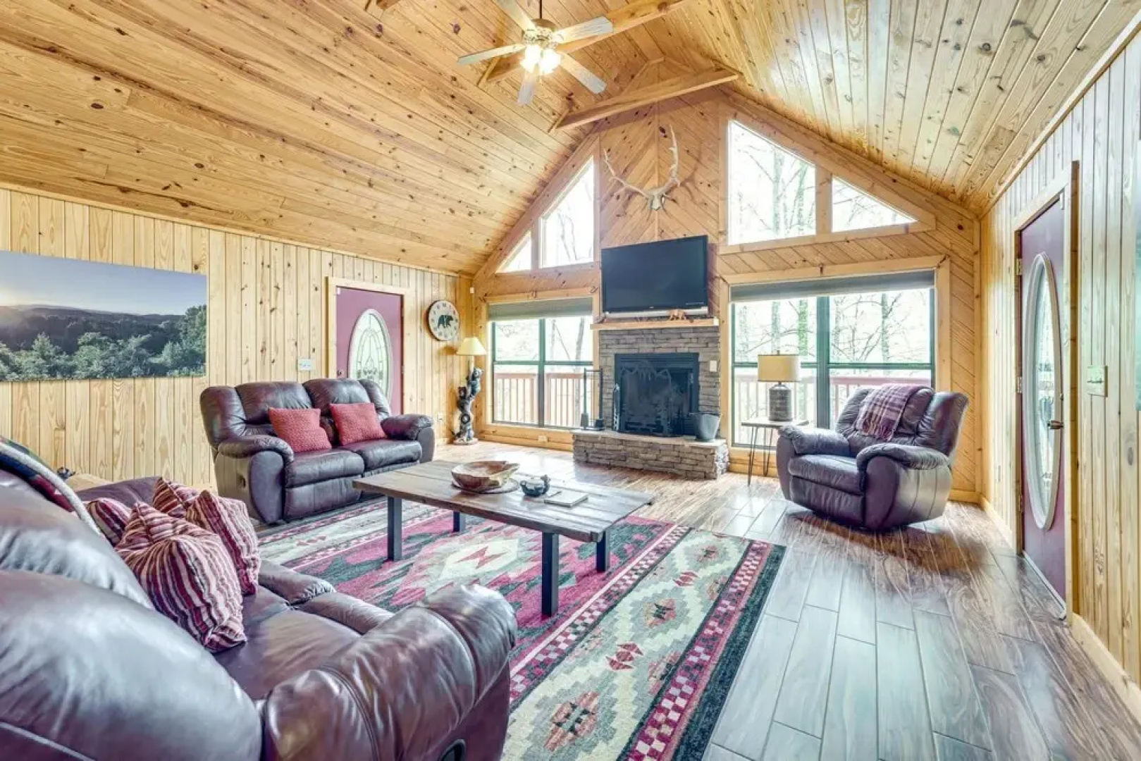 Sage Grass Retreat Wears Valley Cabin w Hot Tub Game Room Wraparound Deck